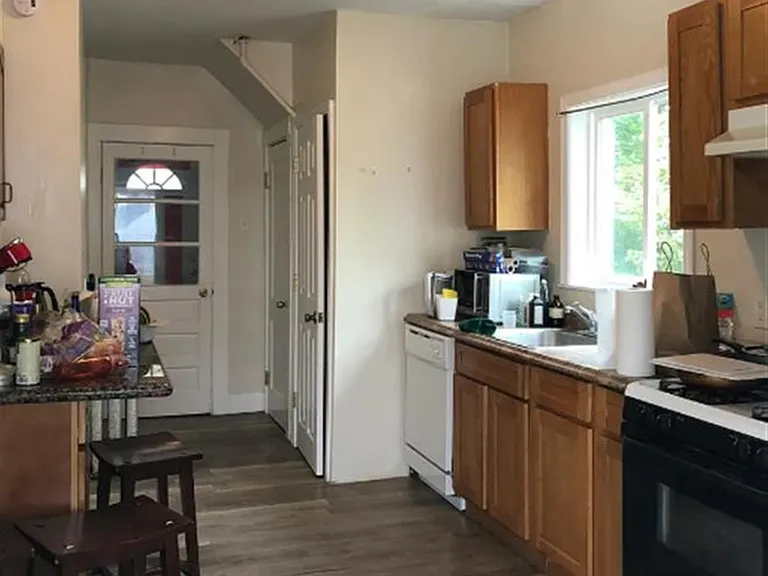 123 Winthrop St — Photo 3