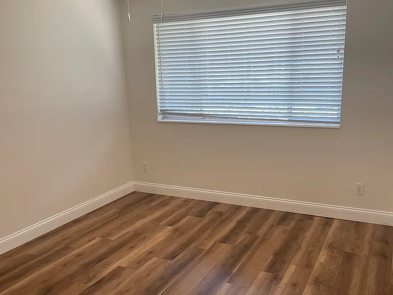 1250 Denning Dr #127 — Photo 6