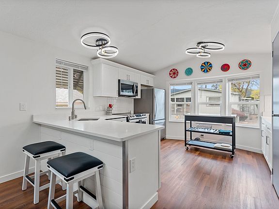 5th image of 208 S Neyland Ave Space 34
