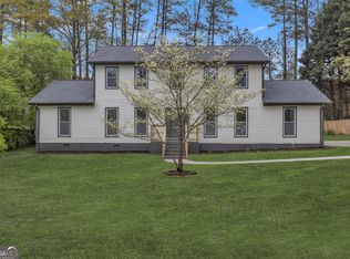 392 Arbor Ridge Dr, Stone Mountain, GA 30087