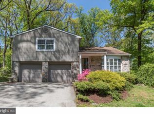 3244 W Bruce Dr, Dresher, PA 19025