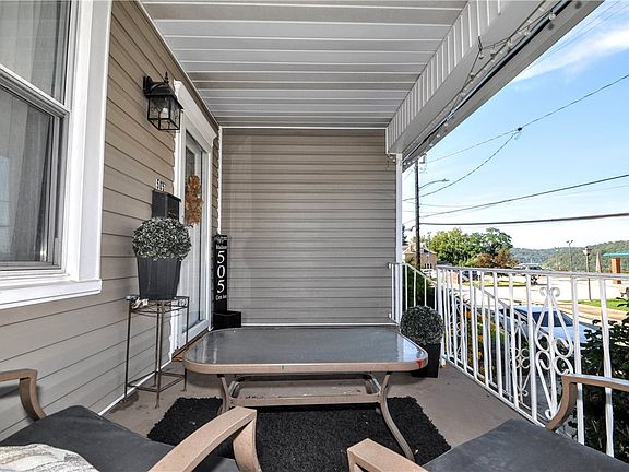 4th image of 505 Crest Ave