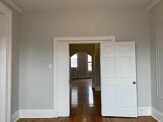 Rented by Avi Realty Manhattan