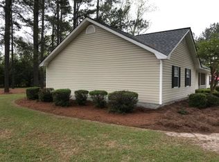 1409 Baymeadows Dr E, Douglas, GA 31535