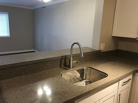 4th image of 8889 Caminito Plaza Centro #7112