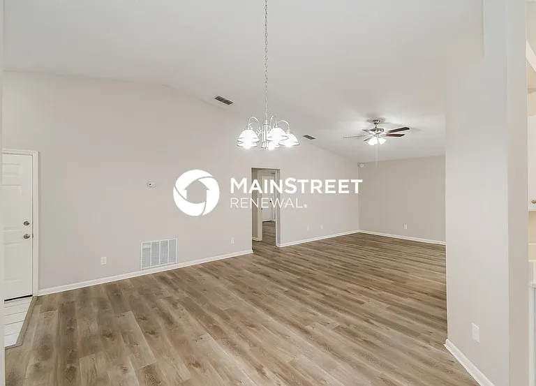 7848 Hunters Lake Cir S — Photo 14