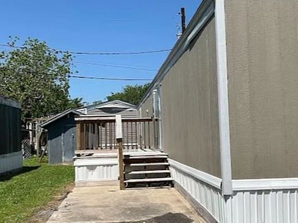 2210 E North St TRAILER 30