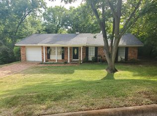 2226 Beverly Dr, Nacogdoches, TX 75964