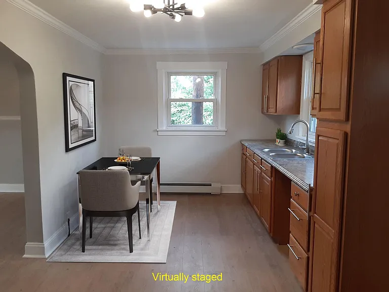 145 E Main St — Photo 7