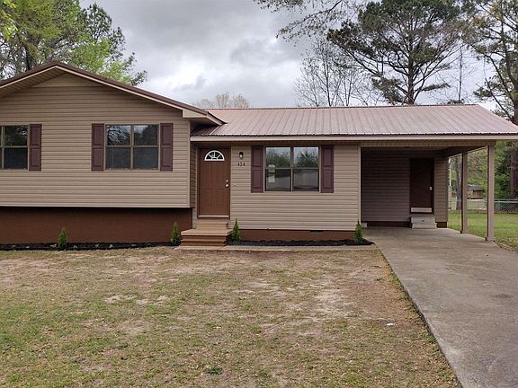 2nd image of 434 Cave Rd