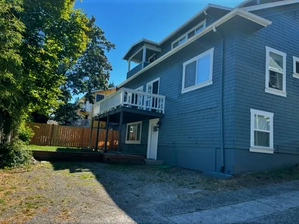 5240 20th Ave NE #2, Seattle, WA 98105