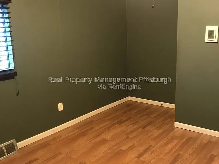 4554 Friendship Ave — Photo 11