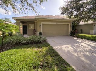 10315 Avelar Ridge Dr, Riverview, FL 33578
