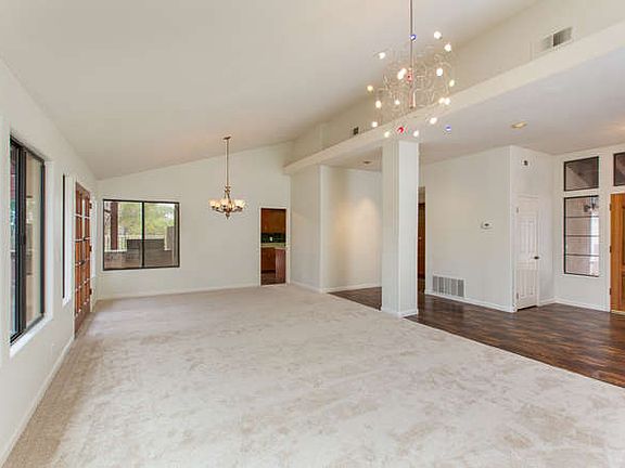 4th image of 240 La Varona Pl