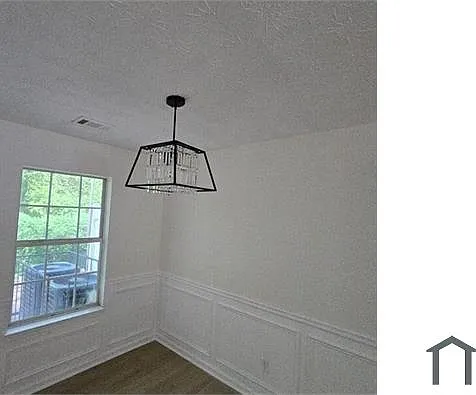 2 bed, $1,650 — Photo 4