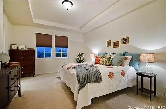 3 bed, 2.5 bath, 2239 sqft, $2,300 — Photo 3