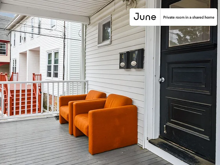20 Alcott St #C — Photo 11
