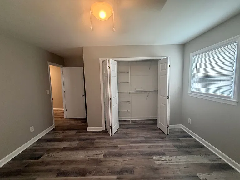 3201 Chalmers Dr — Photo 9