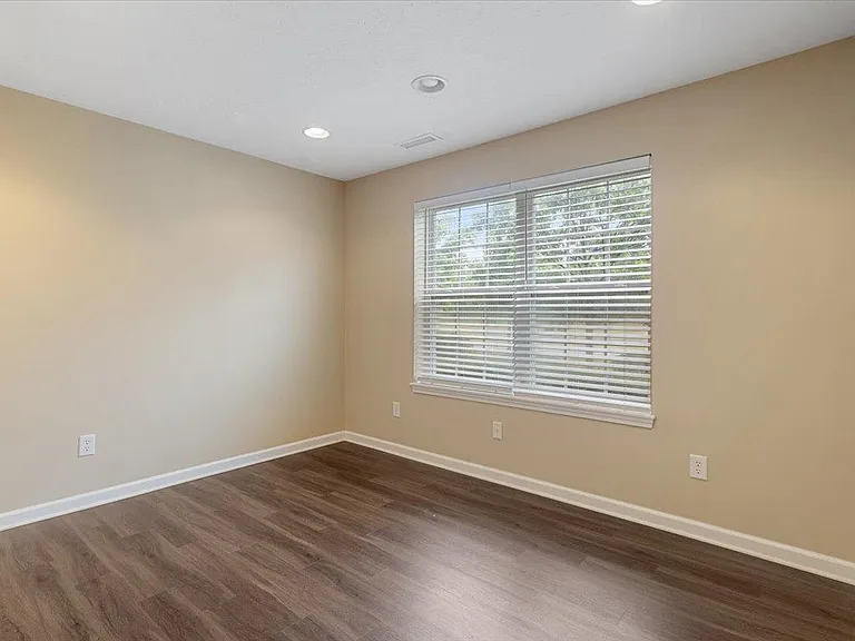 13310 Golden Gate Dr W — Photo 3