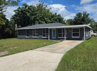 1500 CREST AVENUE, LEESBURG, FL 34748