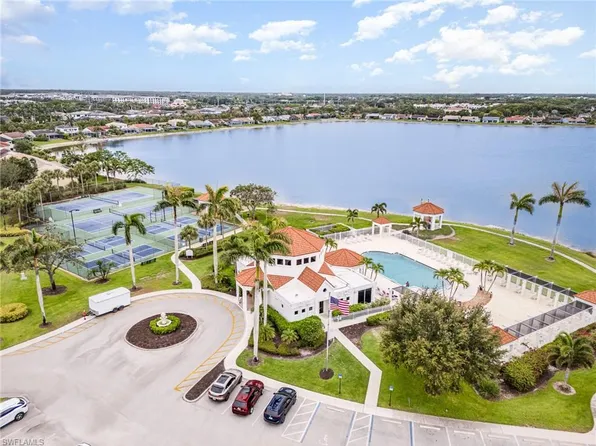 7743 Jewel LN #201, NAPLES, FL 34109