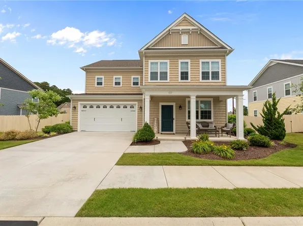 1922 Briton Ln, Chesapeake, VA 23322