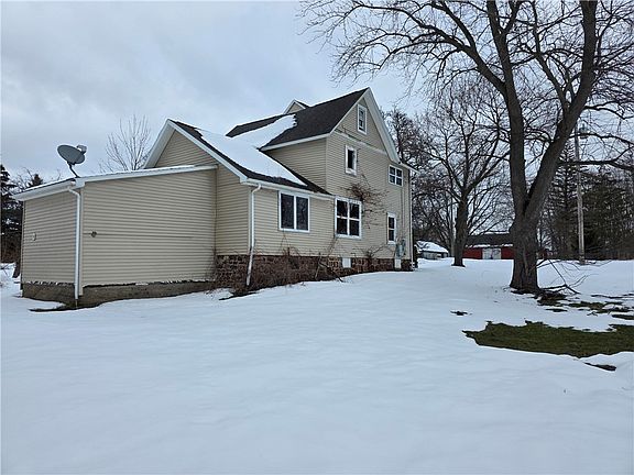 5th image of 6705 E Townline Rd