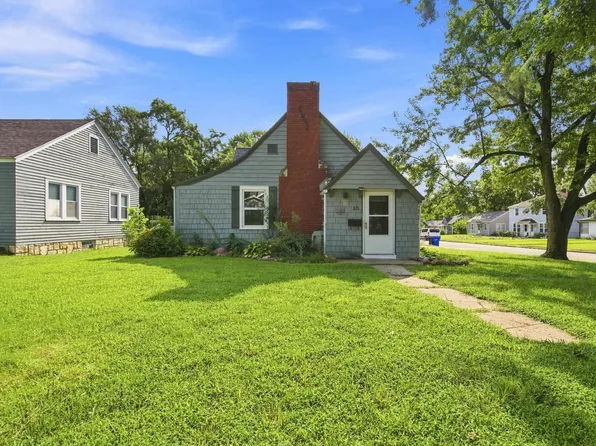 321 S Adams St, Junction City, KS 66441