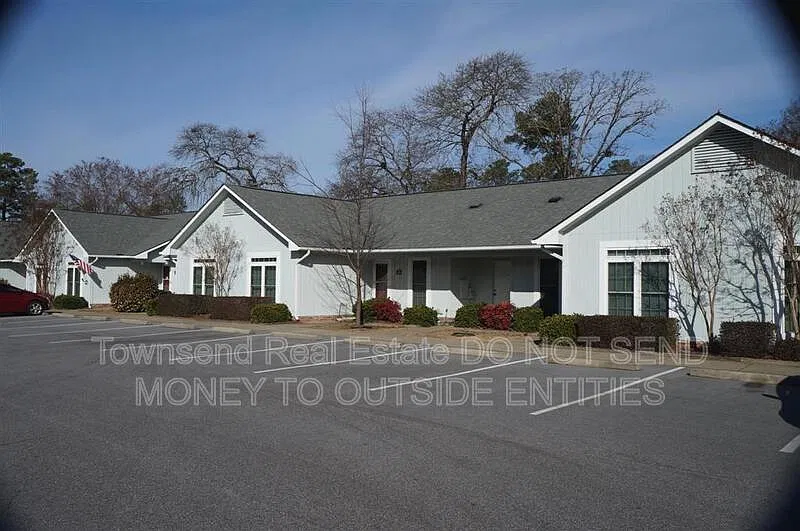 2 bed, 2.0 bath, 950 sqft, $1,095 — Photo 2