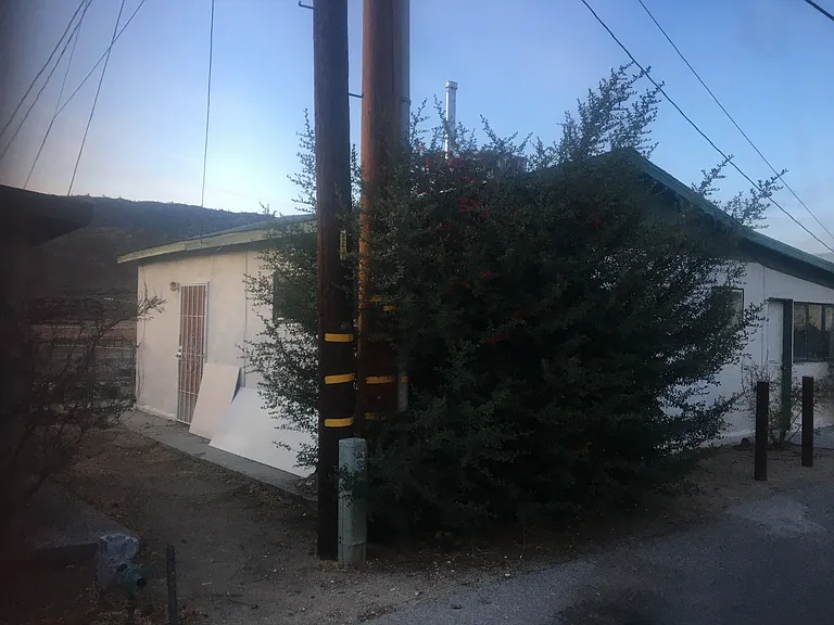 3720 Suhre St #B — Photo 3