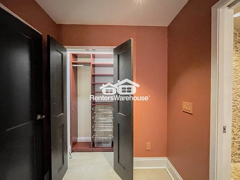 219 Granby St #20 — Photo 19