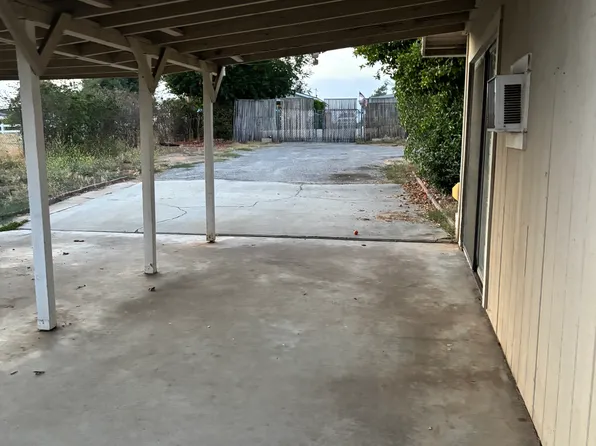 34581 1/2 Wildwood Canyon Rd, Yucaipa, CA 92399