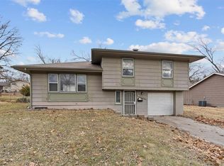 8406 E 92nd Ter, Kansas City, MO 64138