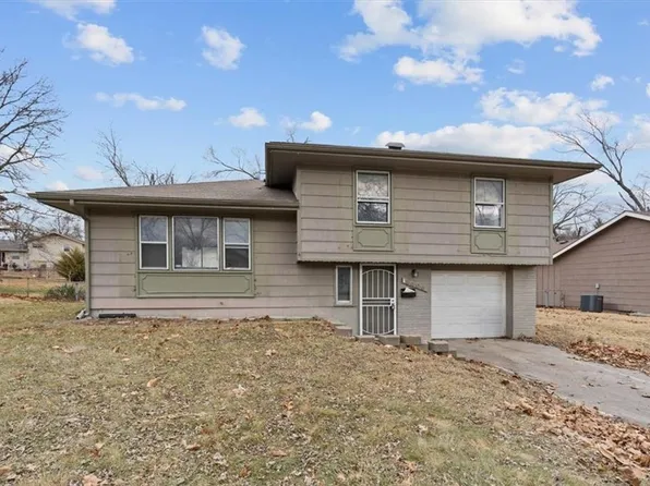 8406 E 92nd Ter, Kansas City, MO 64138