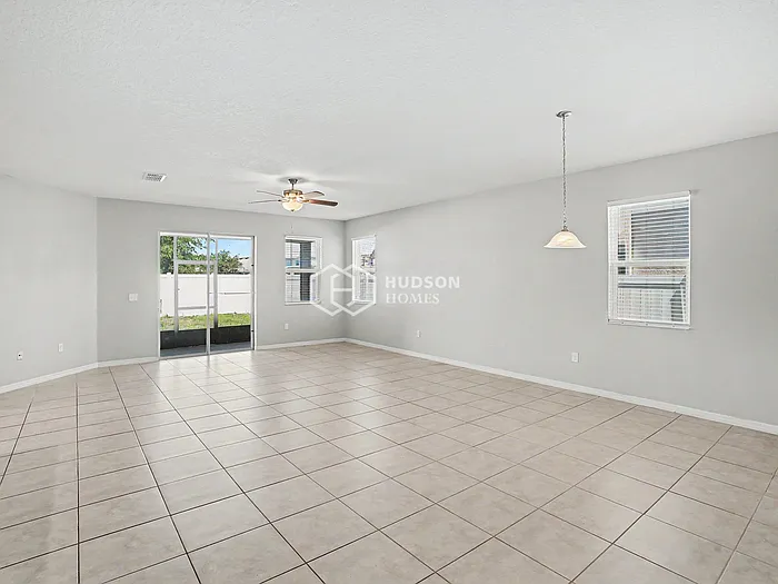 1560 Scarbrough Abby Pl — Photo 4