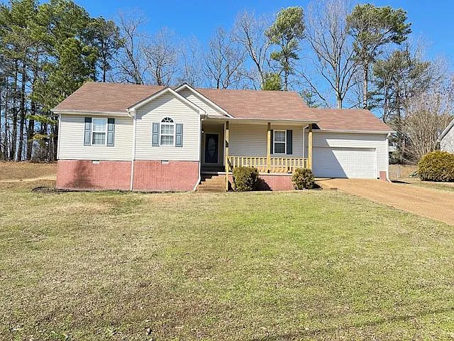 Stonehedge Dr — Photo 1