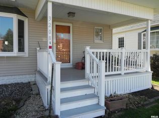 3208 13th Ave, Rock Island, IL