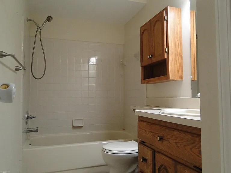 29842 Utica Rd — Photo 24