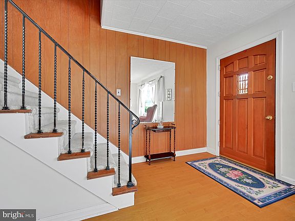 3rd image of 3739 Clearwater Ln