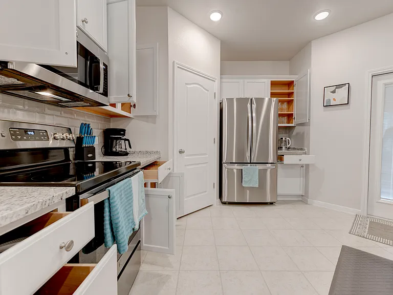 3703 McCleland Creek Trl — Photo 17