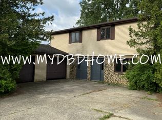 6918 Decatur Rd, Fort Wayne, IN 46816