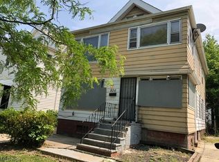 826 Wayside Rd, Cleveland, OH 44110
