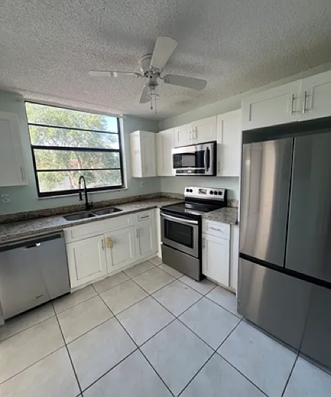 NEW FRENCH DOOR REFRIDGERATOR