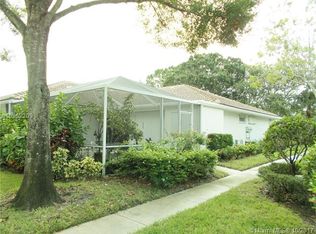 9401 Chapman Oak Ct, Palm Beach Gardens, FL 33410