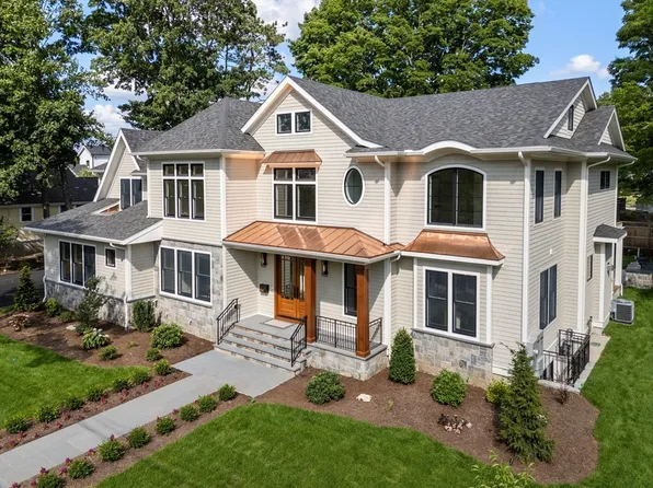 104 Beethoven Ave, Newton, MA 02468