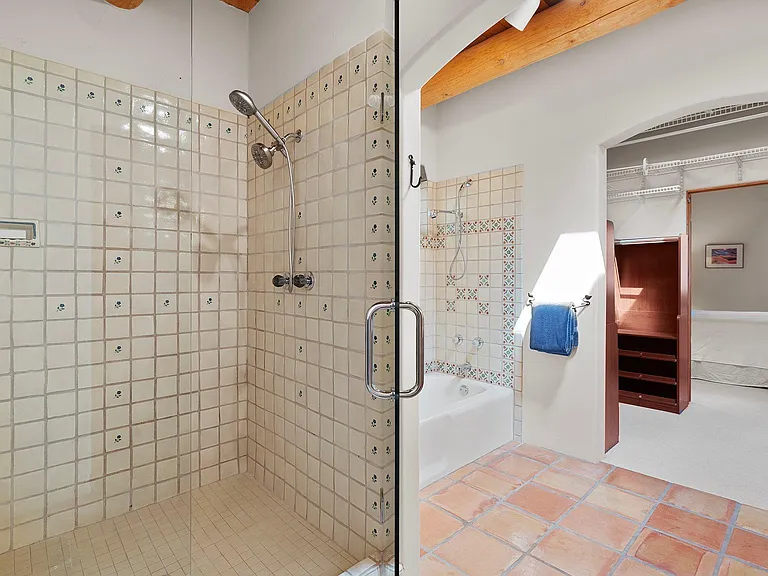 1316 Cerro Gordo Rd — Photo 16