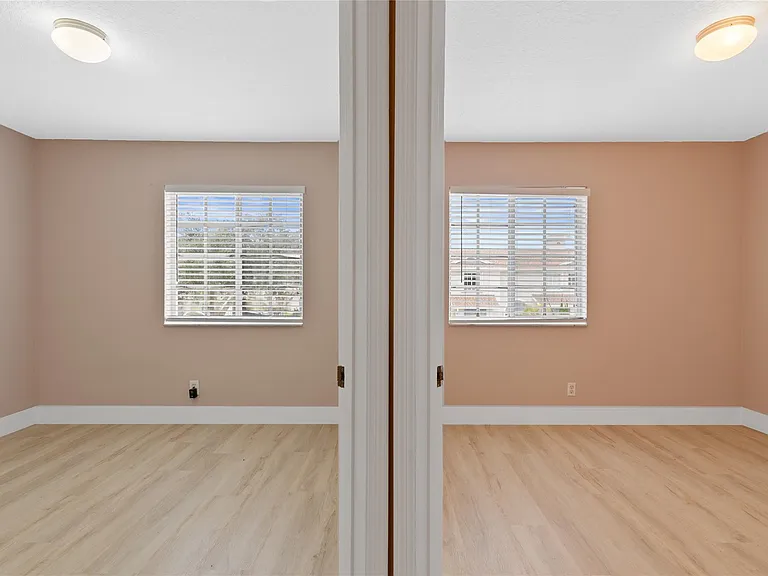 1186 SW 44th Ave #1186 — Photo 16