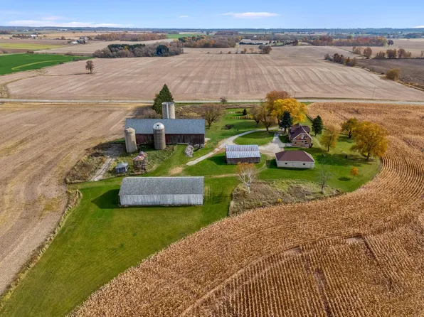 N6363 Kay K ROAD, Belgium, WI 53004