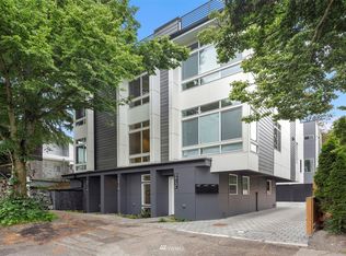 9413 B Roosevelt Way NE, Seattle, WA 98115