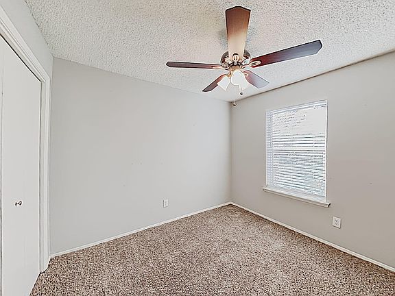 5th image of 6110 Springwood Dr